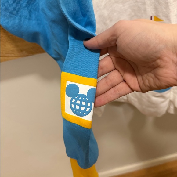 Walt Disney World Shirt Mens Large Spirit Jersey Vault Collection 50 Parks - Picture 4 of 7